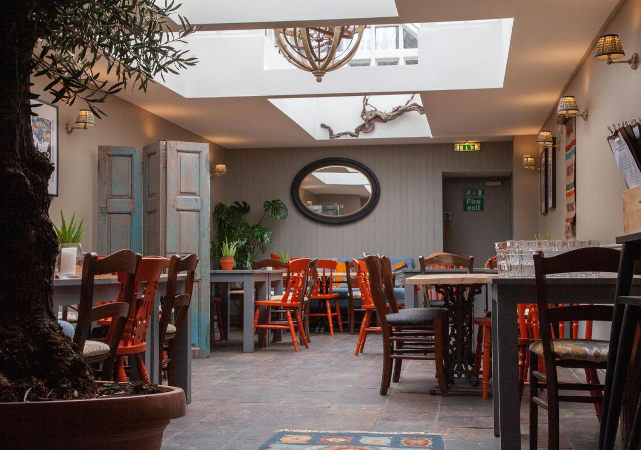 The Kings Arms Hotel Malmesbury Luaran gambar